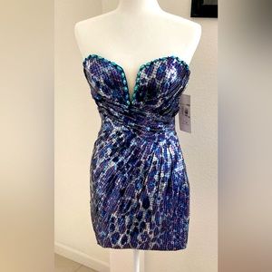 NEW TonyBowls cocktail sequin dress in navy blue and silver size 6